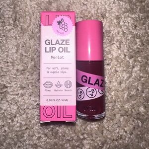 NWT GLAZE LIP OIL